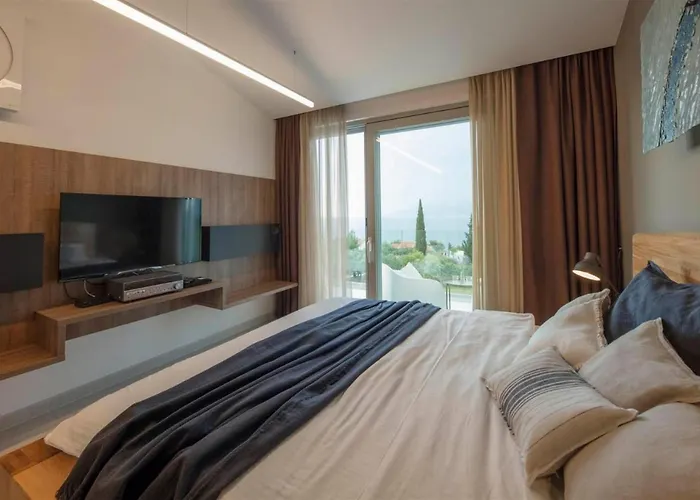 Holiday home Elegant Splitska